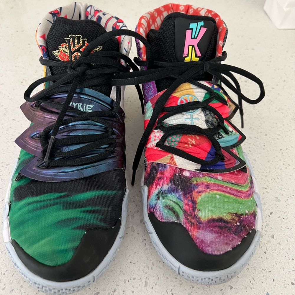 Nike Kyrie pineapple basketball shoes